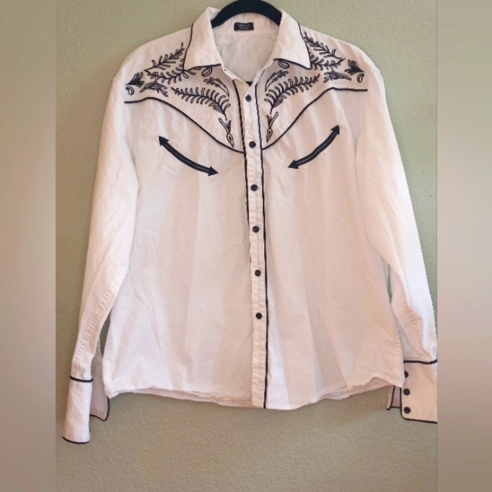 Coof Andy Embroidered White Western Yoke Black Contrast Stitch Retro Button Up L